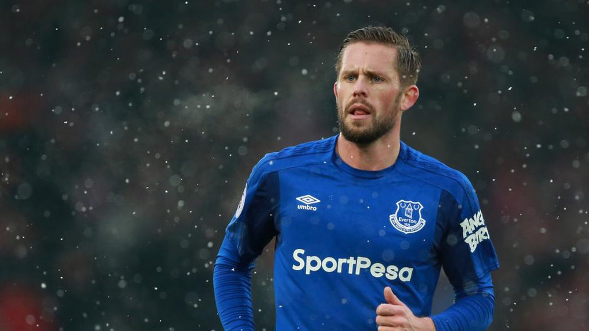 活塞险胜76人，西亚卡姆在世界排名争夺战中接管比赛